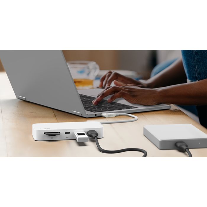 Hub USB-C BELKIN Multiport 6-en-1 Avec Support - Blanc